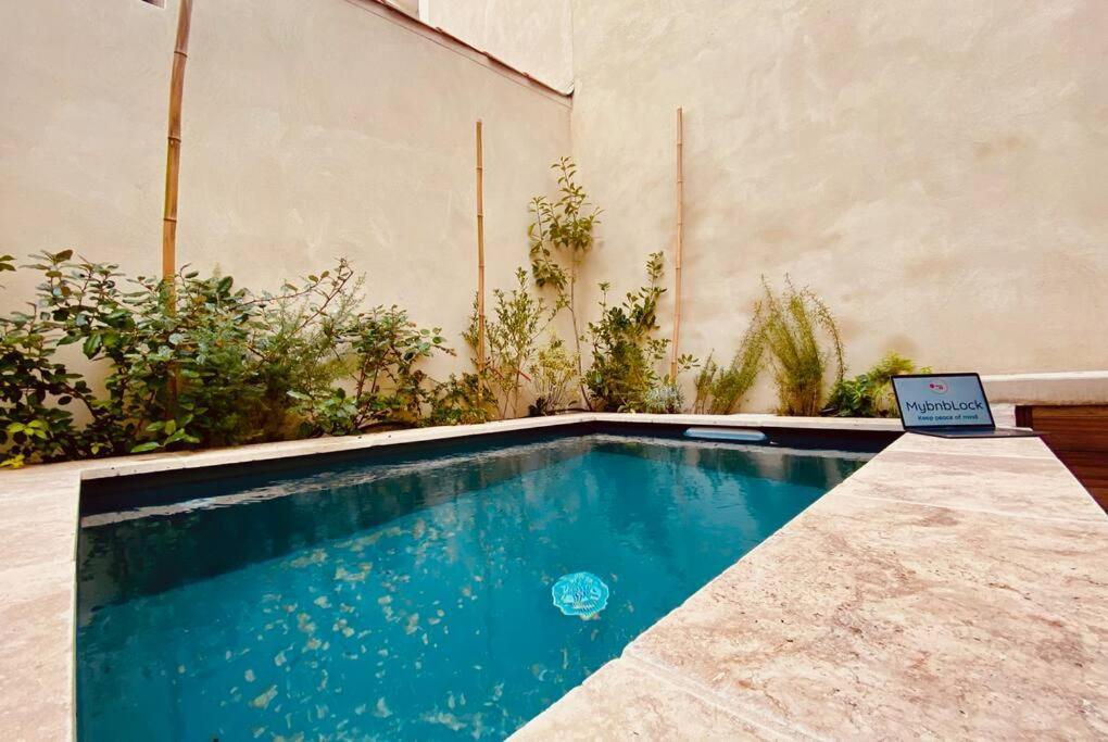 Terra Nostra - Townhouse - Swimming Pool Villa Nîmes Exterior photo